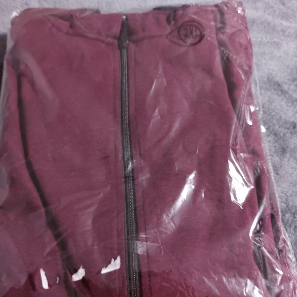Jogging suits - Picture 4 of 6